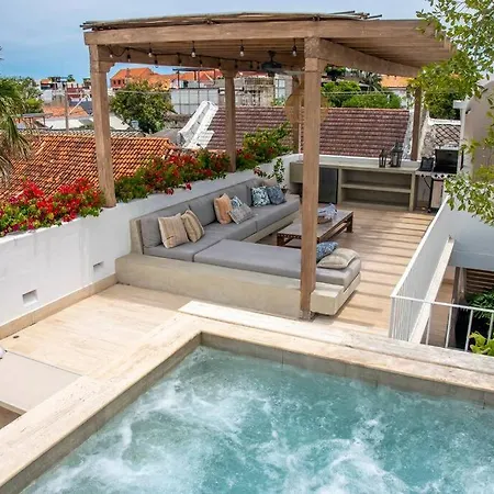 Casa Azzurra - 7 Infantes Villa